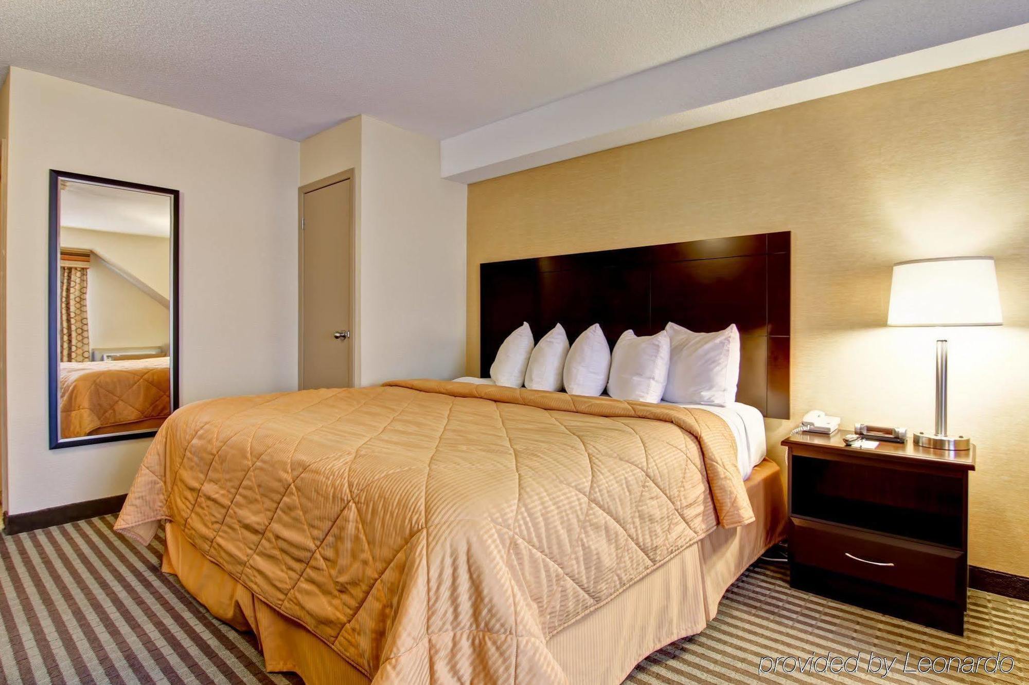 Comfort Inn East Scarborough Toronto Exteriör bild